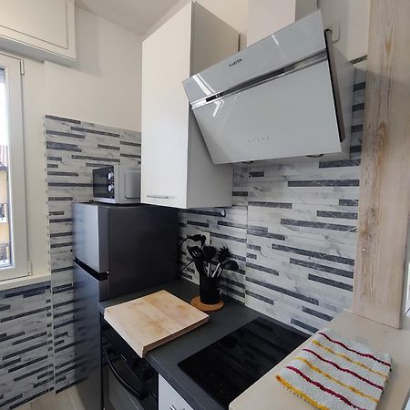 Galla House Gallarate Bagian luar foto
